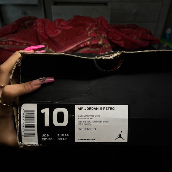 Air Jordan - Picture 4 of 6